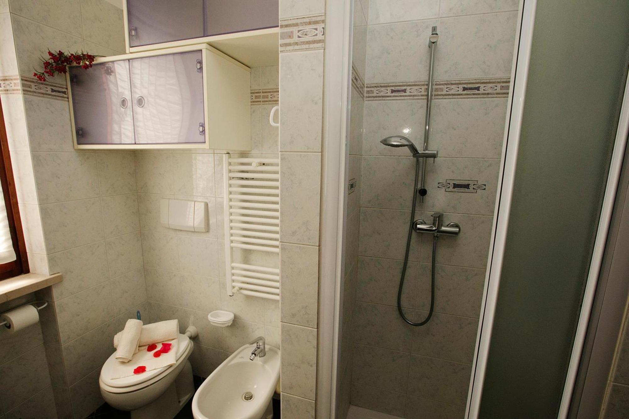 Casa Del Faro - Happy Rentals Peschiera del Garda Exteriör bild