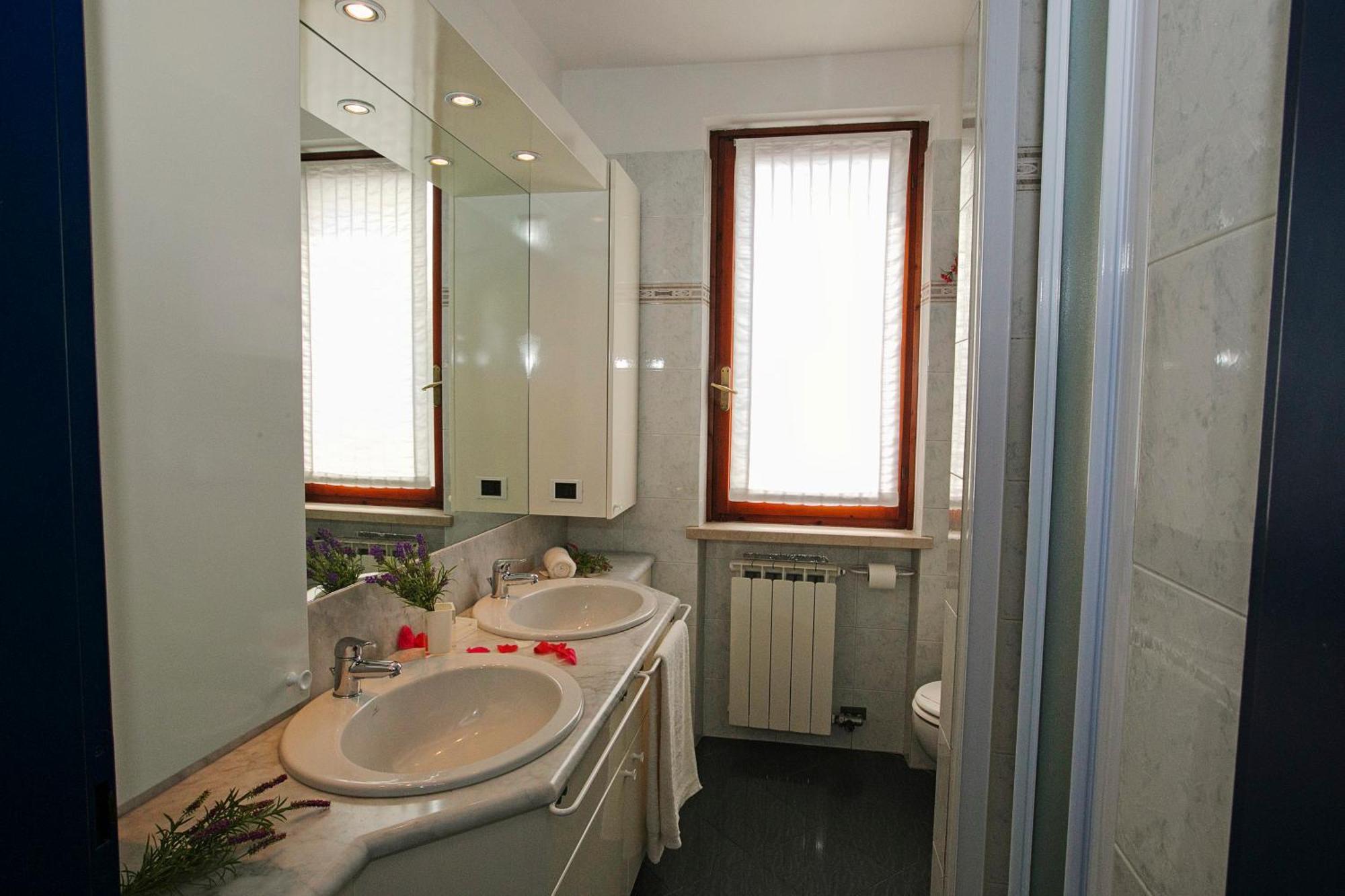 Casa Del Faro - Happy Rentals Peschiera del Garda Exteriör bild